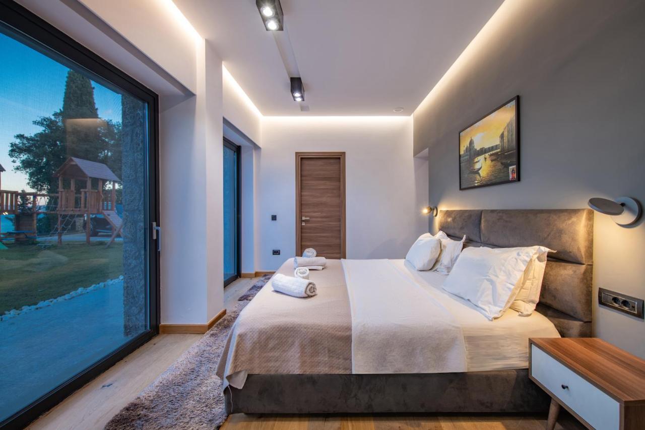 Villa BLUELINE Alykes Potamou Esterno foto